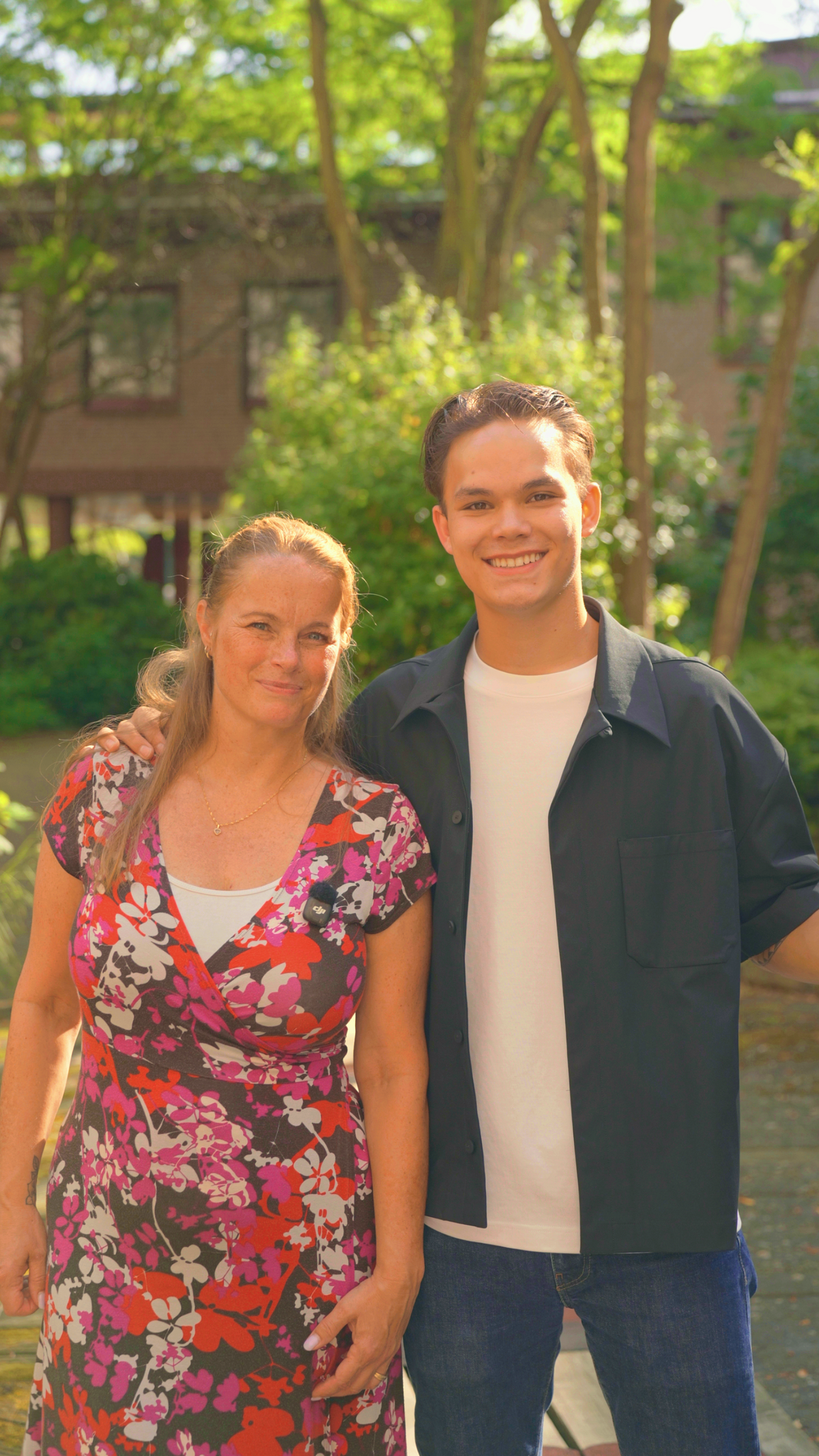 Linda & Thyrell Oprichters Stof vol Verhalen
